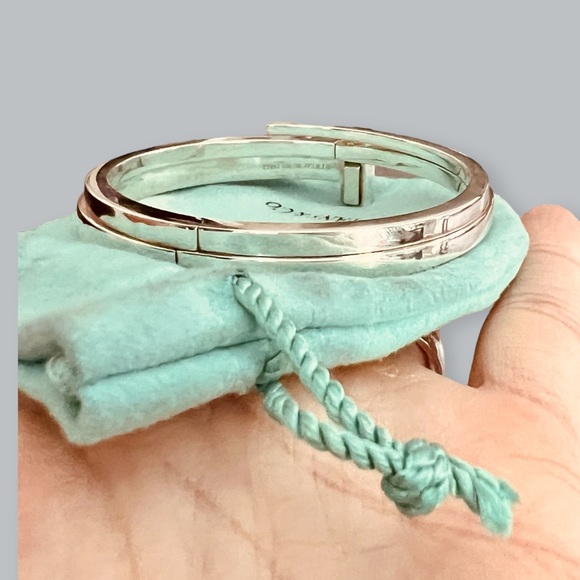 *SOLD* Authentic Tiffany & Co Diamond Square Wrap Bracelet SIZE MEDIUM - Picture 10 of 14
